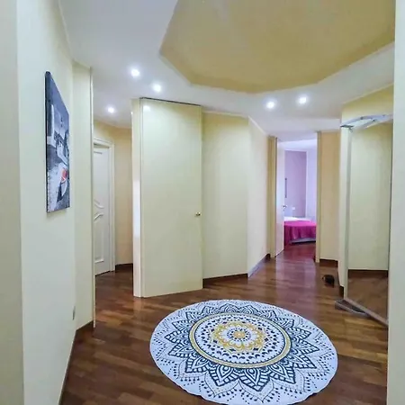 Grazioso Con Parcheggio Privato Plasencia
