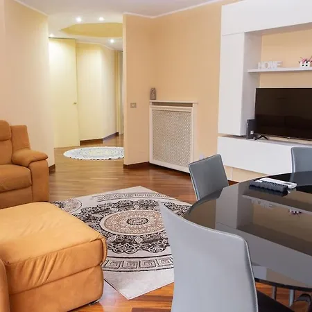 Apartamento Grazioso Con Parcheggio Privato Plasencia